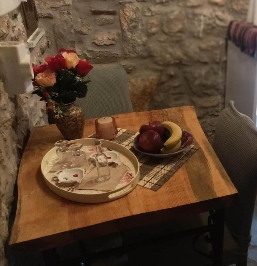 αυθεντικό πετρινο στην ναύπακτο Apartment